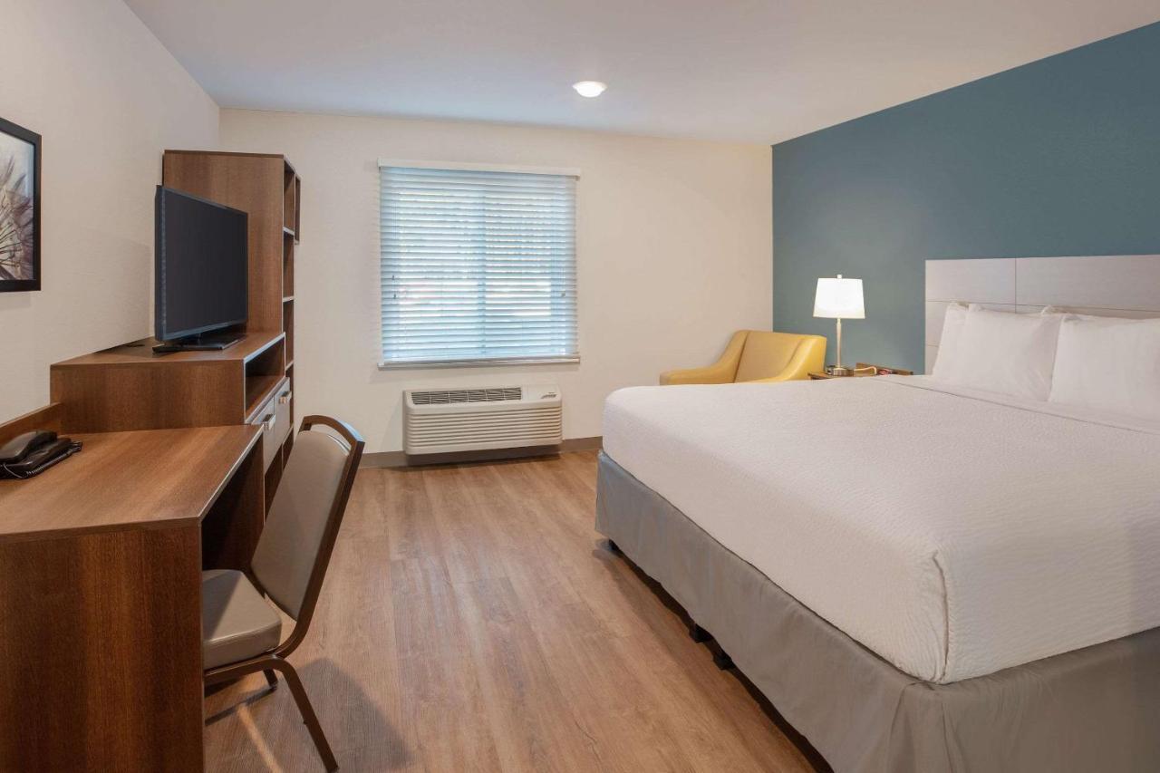 Woodsping Suites Washington Dc East Arena Drive Lake Arbor Ngoại thất bức ảnh