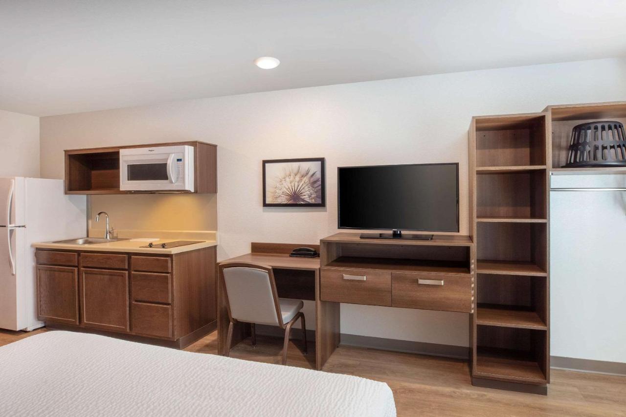 Woodsping Suites Washington Dc East Arena Drive Lake Arbor Ngoại thất bức ảnh